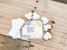 Load image into Gallery viewer, Chai Tea Wax Melts - Natural Soy Wax Melts Snap Bars With Cinnamon Spice Scent